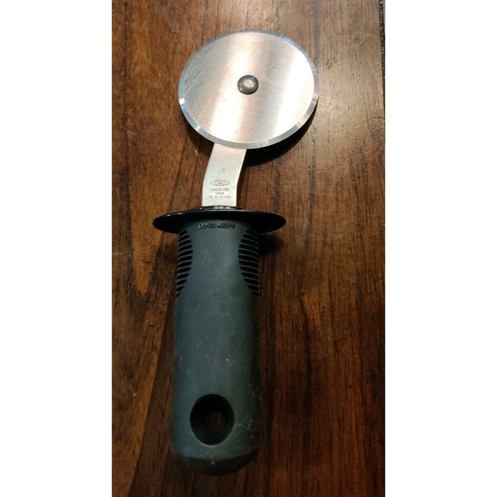 Oxo Softworks Pizza Wheel Cutter Slicer Stainless Steel Blade, Soft Black Handle